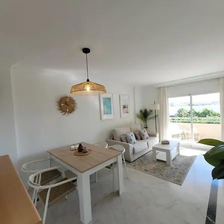 Marina Banus With Amazing Views Apartman